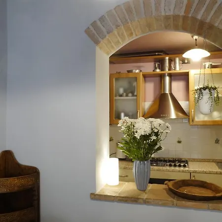 Vicolobellisei Apartment Longiano