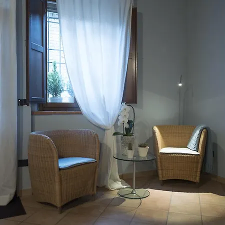 Vicolobellisei Apartment Longiano